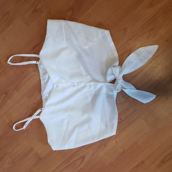 Tops - NEW Ivory cream tie front silky crop button tank top
